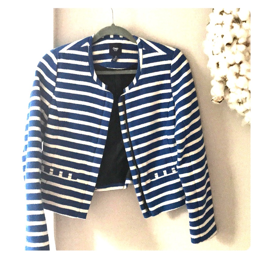 Blue and white stripped blazer jacket